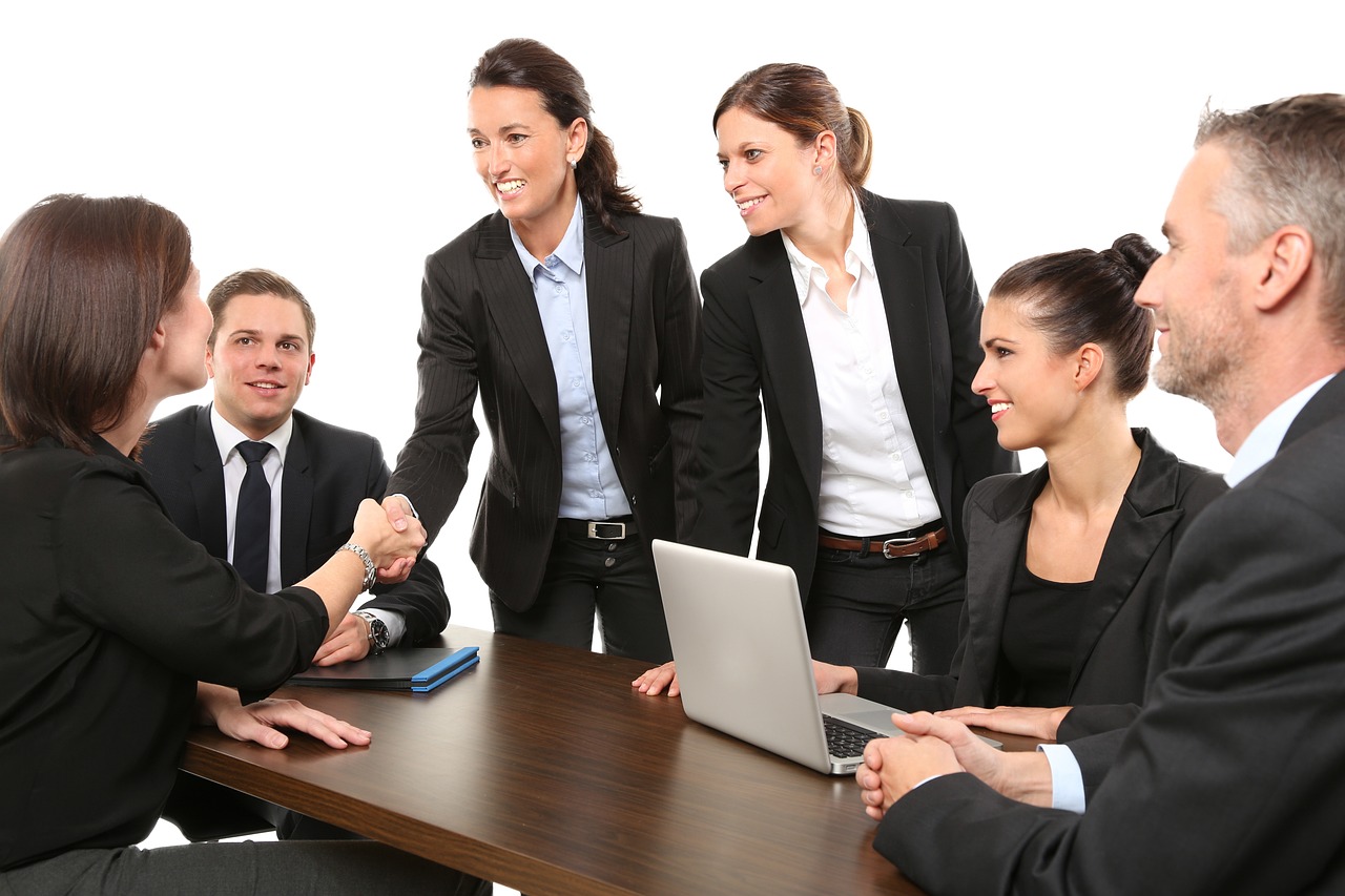¿Qué pasa si me cambian de una empresa a otra? ¿Qué pasa si me cambian de una empresa a otra?