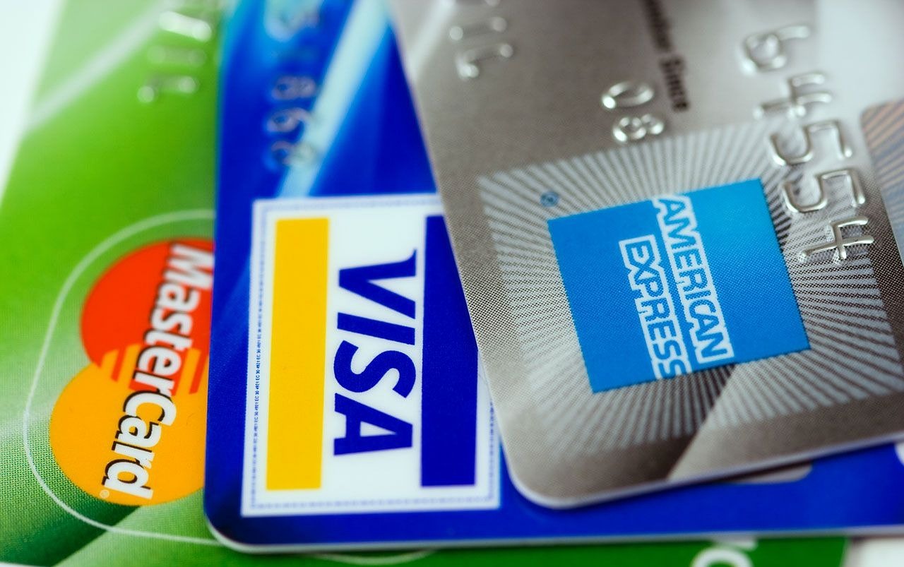 ¿Qué se necesita para sacar una tarjeta American Express?